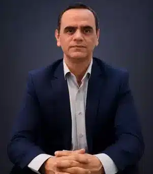 تصویر محمدعلی بخشی زاده، مدرس بیمه‌دان